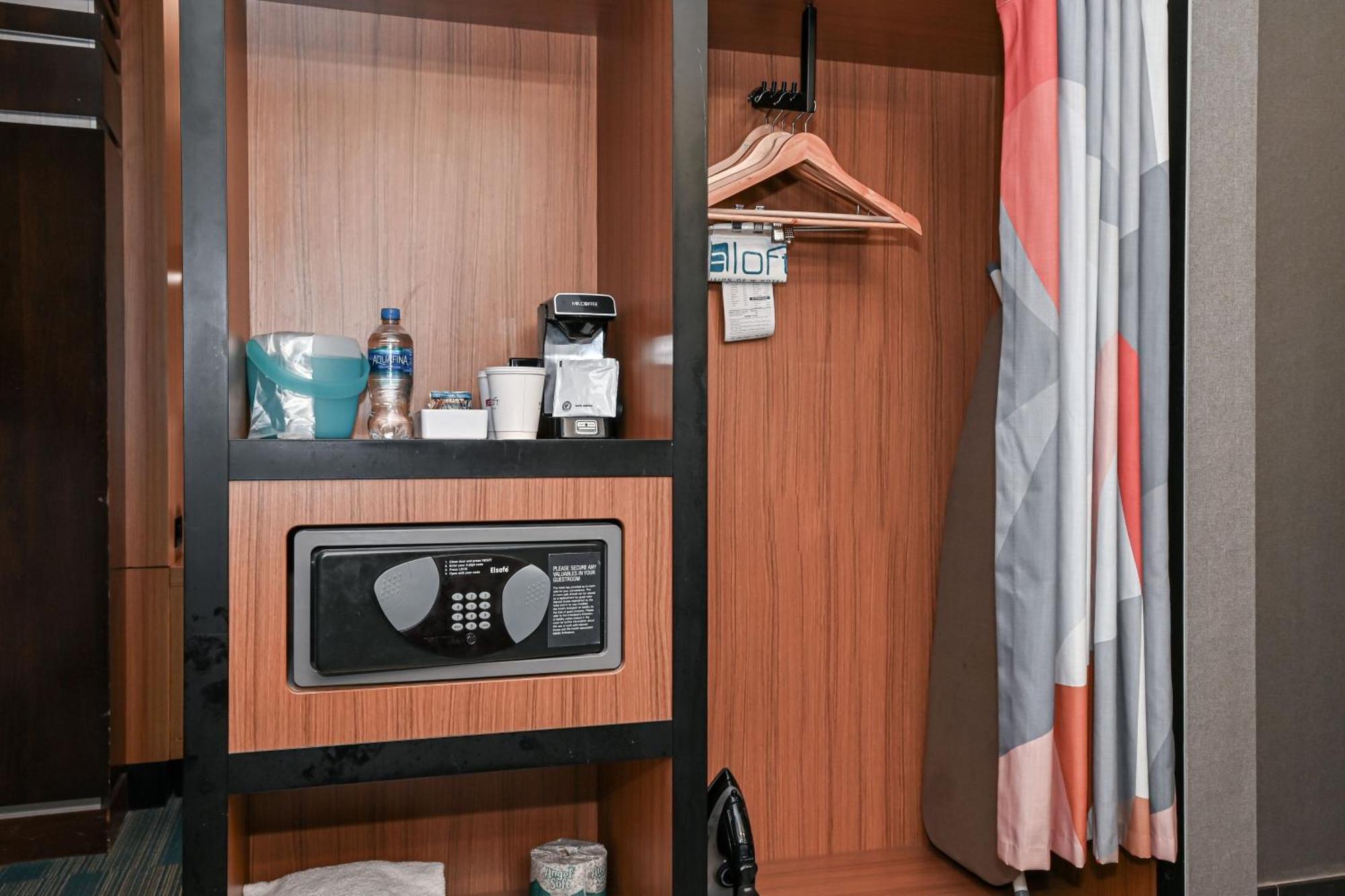Aloft Charlotte City Center Екстериор снимка