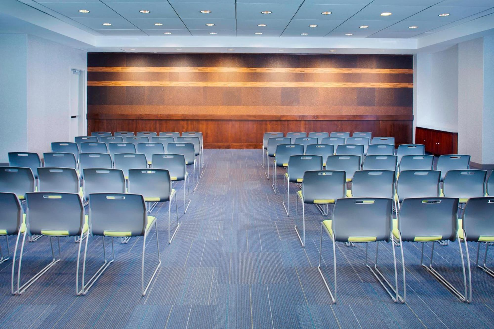 Aloft Charlotte City Center Екстериор снимка