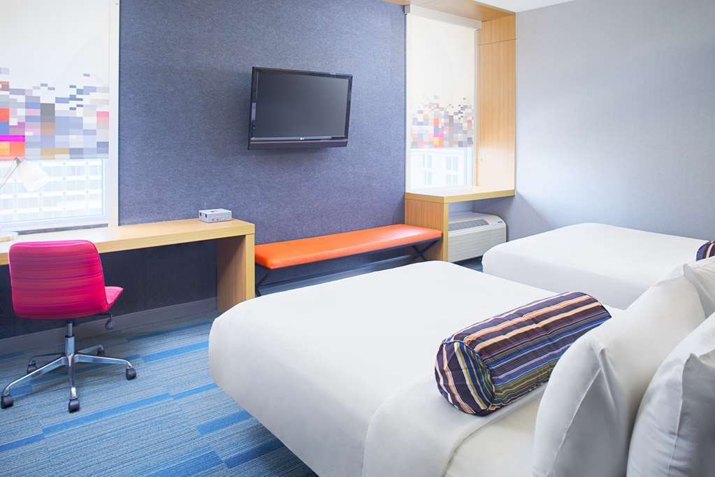 Aloft Charlotte City Center Стая снимка